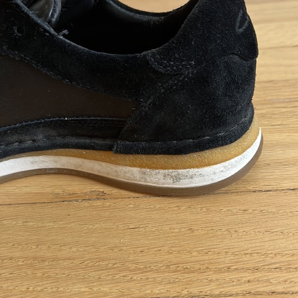 Clarks women’s tennis shoes black 7.5 - Picture 5 of 7